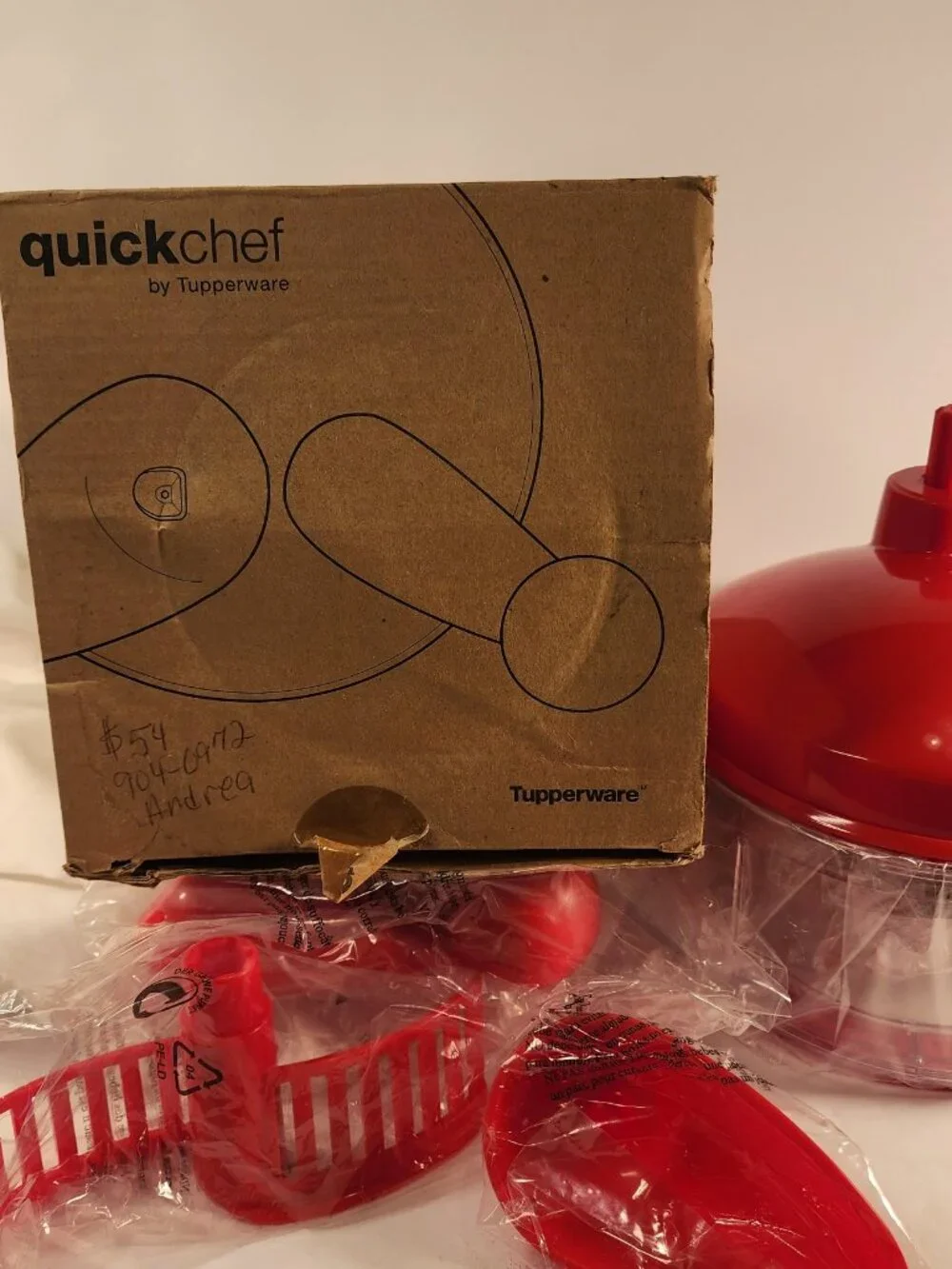 VINTAGE!! NEW IN BOX Tupperware QuickChef Manual Food Processor/Blender/Mixer